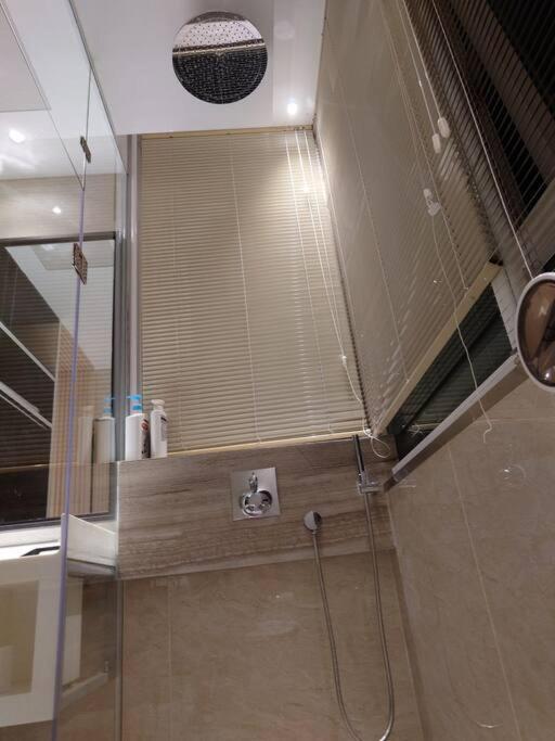 The Rixx Premium Apartment Ho Chi Minh-stad Buitenkant foto
